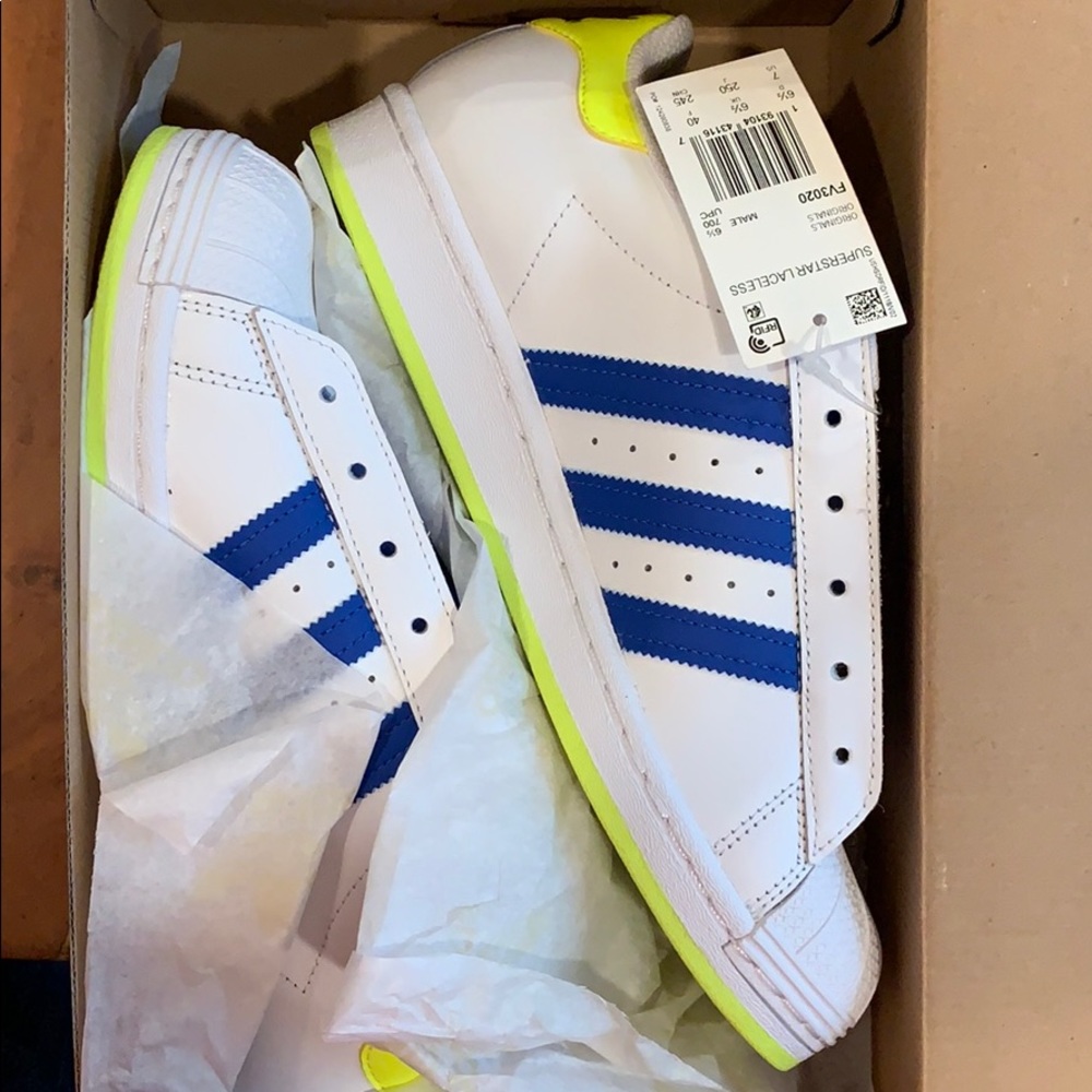 Adidas superstar laceless sneakers